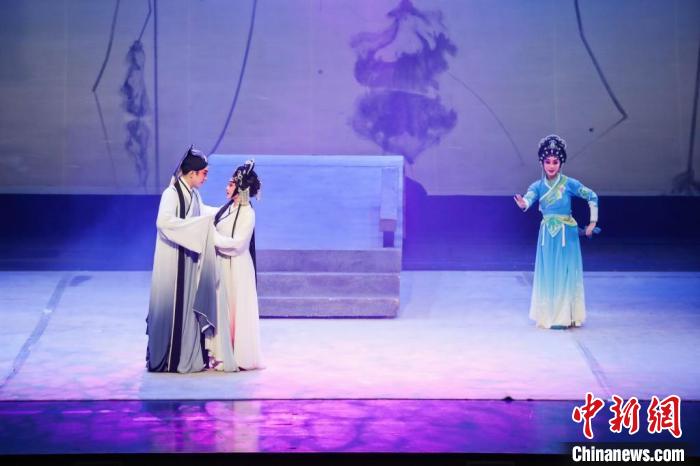 2022年戲曲百戲(昆山)盛典主體活動(dòng)閉幕