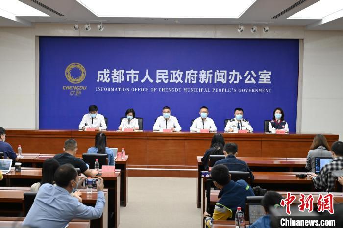 （抗擊新冠肺炎）成都1.48萬家企業(yè)閉環(huán)管理、連續(xù)生產(chǎn)工業(yè)企業(yè)復(fù)工率達(dá)到65%