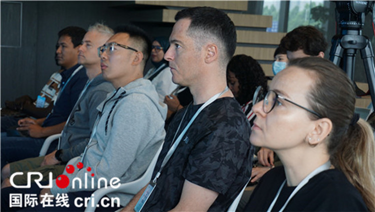 啟動(dòng)儀式現(xiàn)場。賈親親 攝