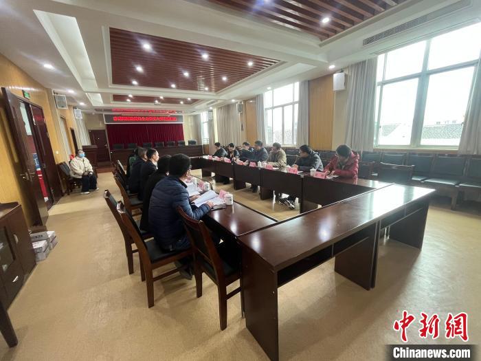 寧波大學東海研究院召開相關(guān)工作會議。(資料圖) 寧波大學東海研究院供圖