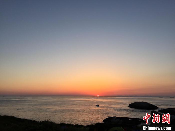 浙江海域一景。　林波 攝