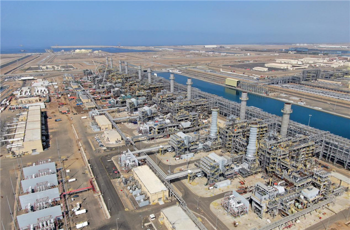 圖為無人機(jī)拍攝的吉贊燃機(jī)聯(lián)合循環(huán)電站。山東電建供圖