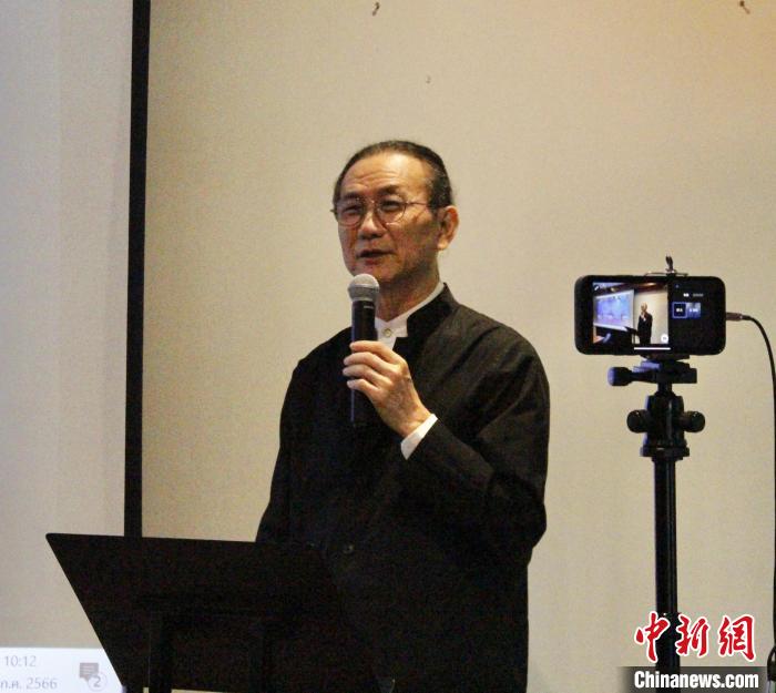 泰國泰中商務(wù)委員會主席邱威功致辭。<a target='_blank' href='/' _fcksavedurl='/'><p  align=