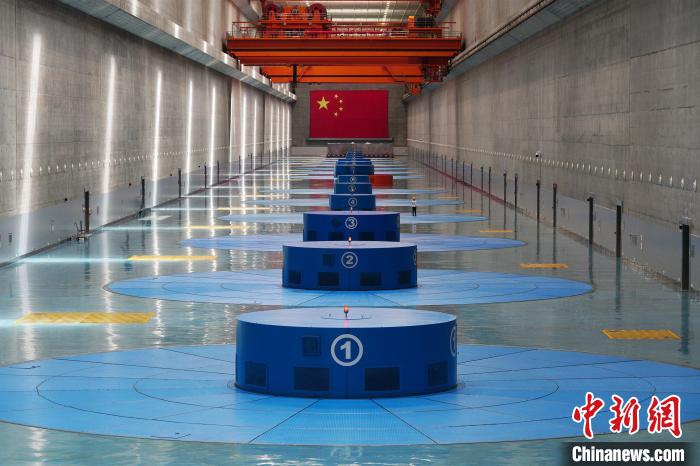 三峽左岸電廠?！￡愋?攝