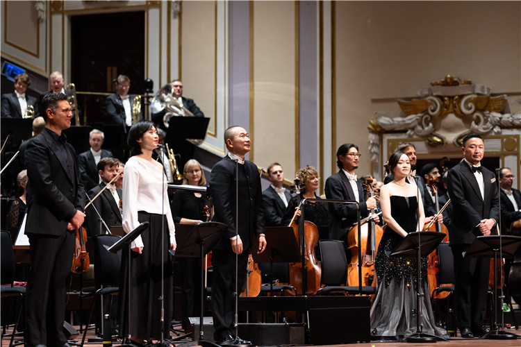 圖片說明： 8月5日，2023愛丁堡國際藝術節(jié)開幕式音樂會《慈悲頌》的演出現(xiàn)場。照片由藝術節(jié)組委會提供