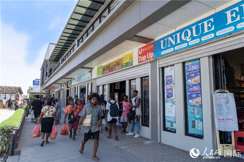 2023年9月12日，所羅門(mén)群島首都霍尼亞拉街景。人民網(wǎng) 賀吉攝