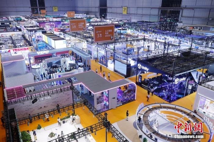 11月5日，第六屆中國國際進(jìn)口博覽會在國家會展中心(上海)開幕。<a target='_blank' href='/' _fcksavedurl='/'><p  align=