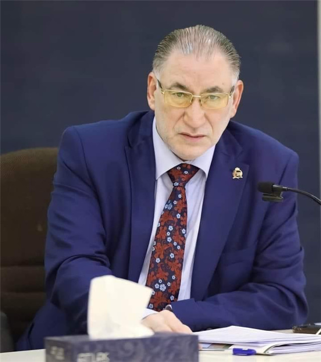 圖為約旦侯賽因·本·塔拉勒大學(xué)教授哈?！み_(dá)賈。受訪者供圖