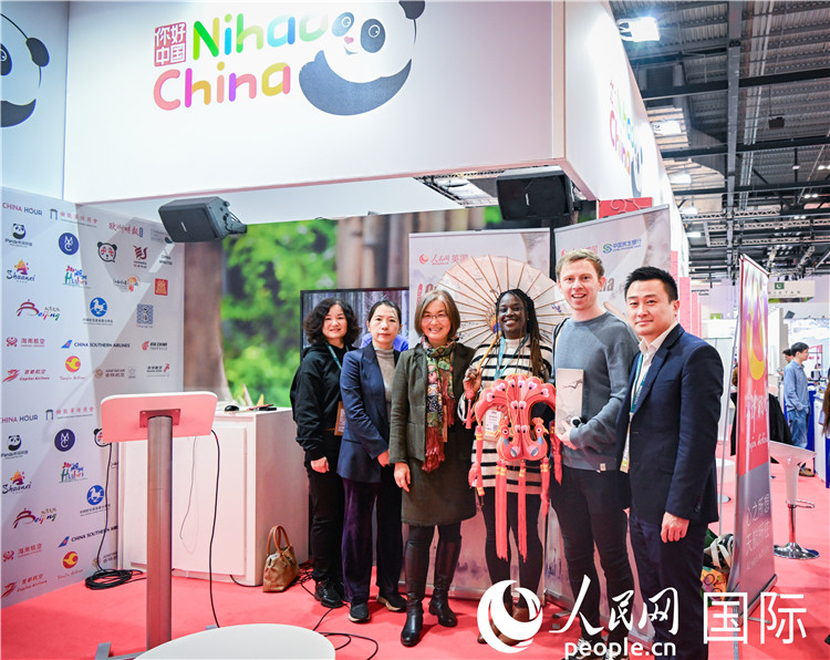 展區(qū)現(xiàn)場活動。人民網 郭錦標攝