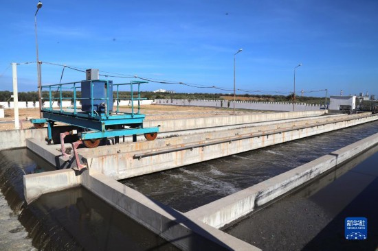 這是11月28日在突尼斯蘇塞市拍攝的中企承接建造的哈姆敦污水處理站一角。新華社記者 黃靈 攝