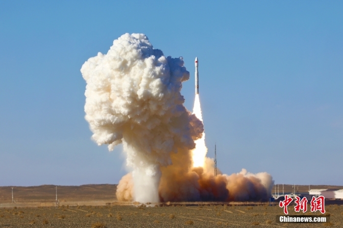 圖為發(fā)射現(xiàn)場。 王海霞 攝