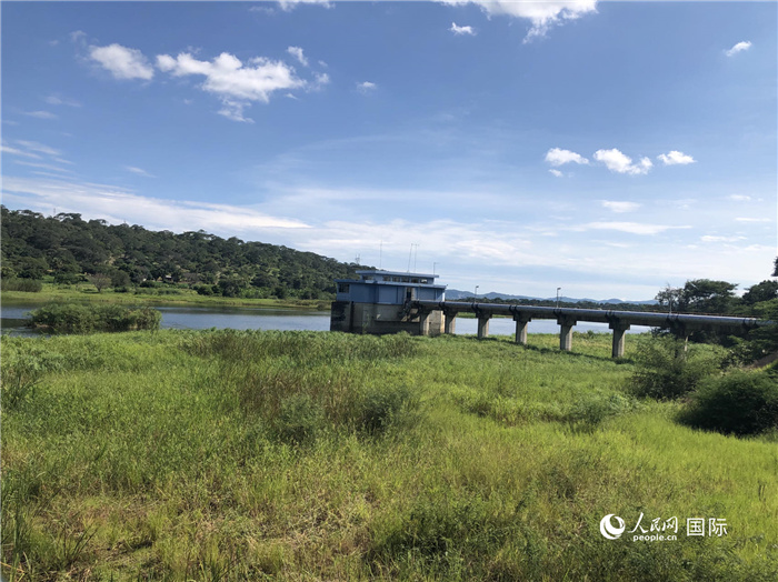 位于卡夫河渡口的供水項(xiàng)目。人民網(wǎng)記者 黃培昭攝