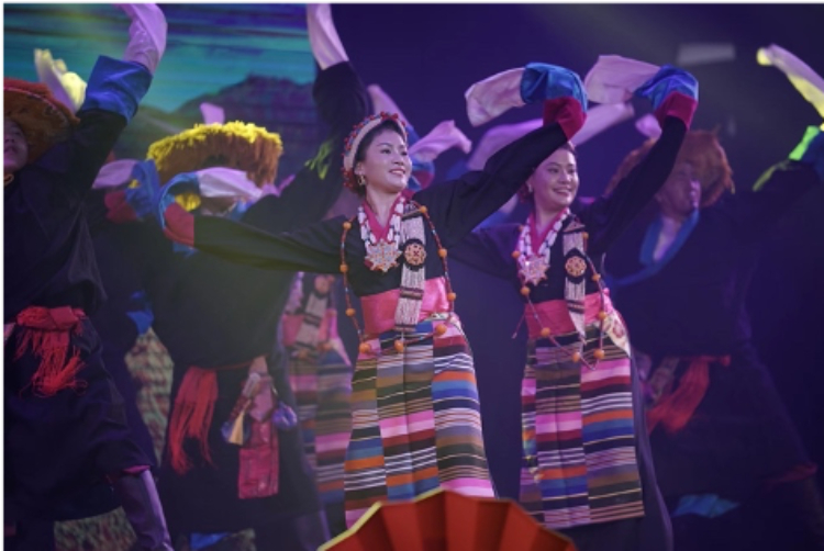 圖為2024“歡樂春節(jié)”中泰互致新春賀辭活動現(xiàn)場。 中國駐泰國大使館文化處供圖