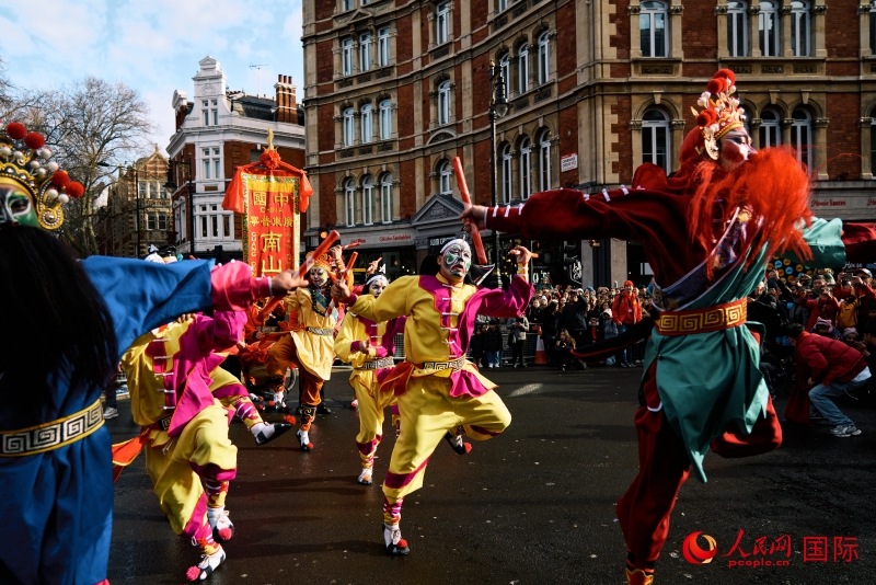 倫敦新春慶典現(xiàn)場(chǎng)。人民網(wǎng) 郭錦標(biāo)、楊浩鵬攝