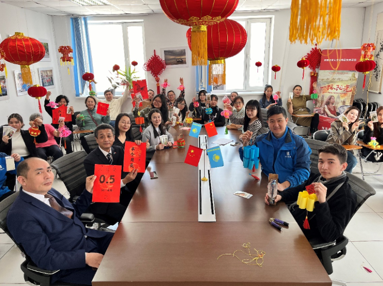 活動現(xiàn)場?？鬃訉W院供圖