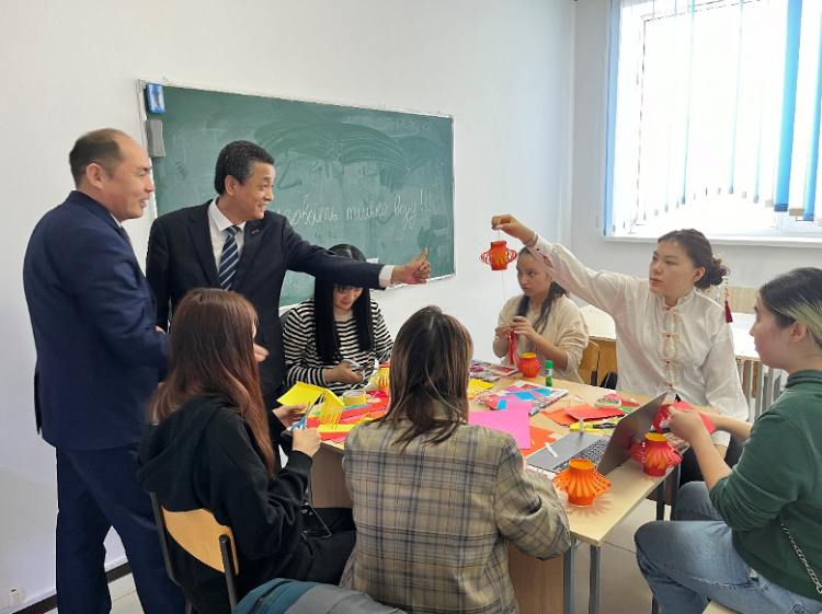 活動現(xiàn)場?？鬃訉W院供圖