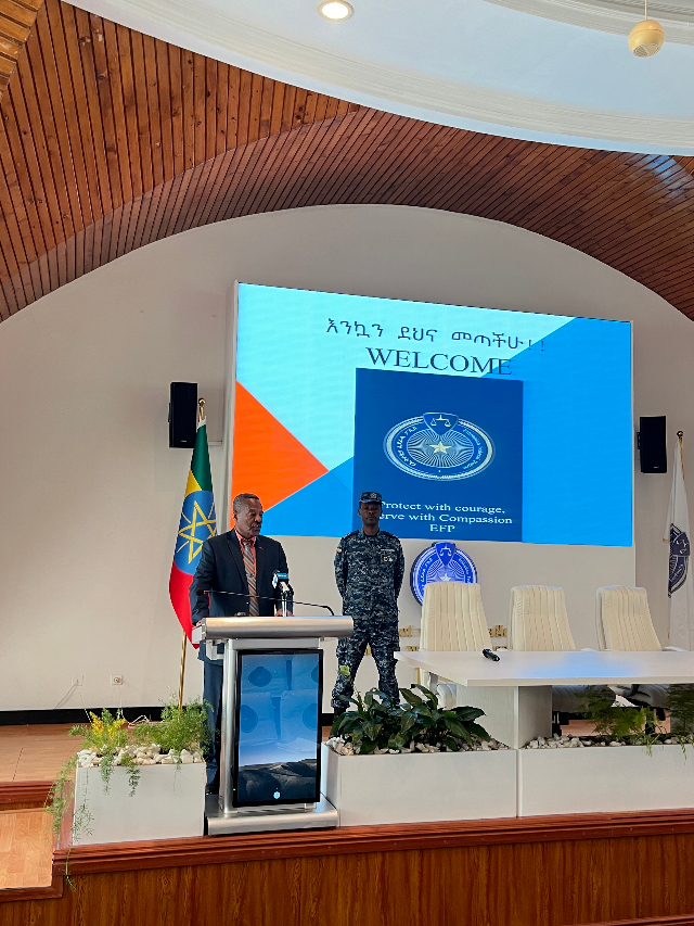 圖為埃塞警察大學(xué)校長(zhǎng)梅斯芬·阿貝貝致辭。亞的斯亞貝巴大學(xué)孔子學(xué)院供圖