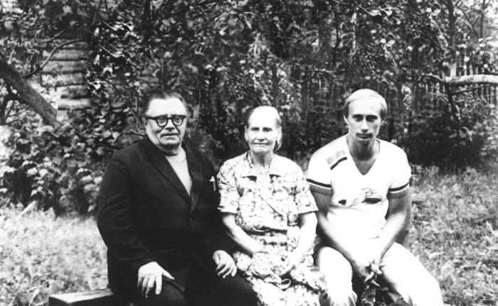 從圣彼得堡到莫斯科，普京從政大事記：下一個(gè)六年怎么走？