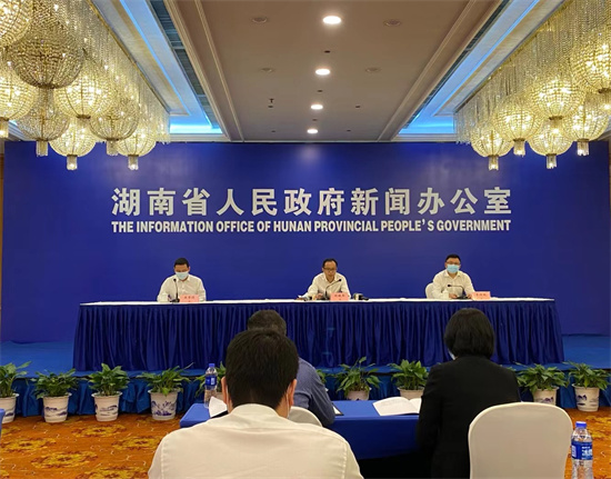 發(fā)布會(huì)現(xiàn)場(chǎng)。 向宇攝