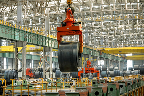 豐南區(qū)臨港經(jīng)濟(jì)開(kāi)發(fā)區(qū)的河北縱橫集團(tuán)豐南鋼鐵有限公司實(shí)景。 李秀清攝