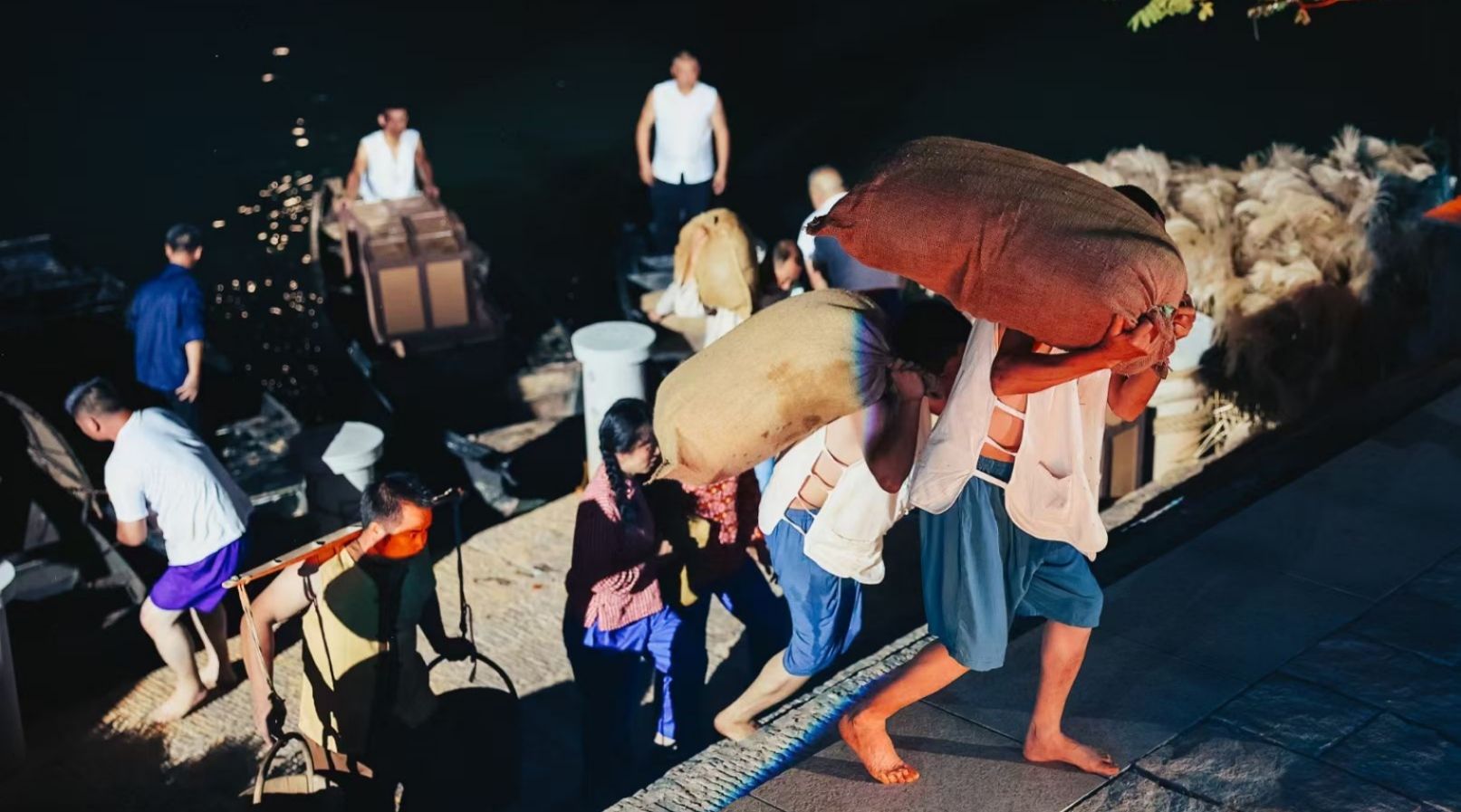 現(xiàn)場重現(xiàn)老碼頭商貿(mào)繁榮盛況。主辦方供圖