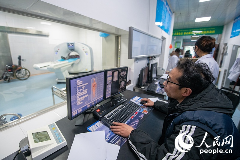 震中日記｜“謝謝，曼巴啦！”