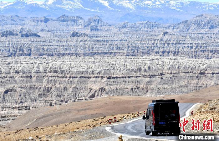 4月5日，西藏阿里札達土林?！±盍?攝
