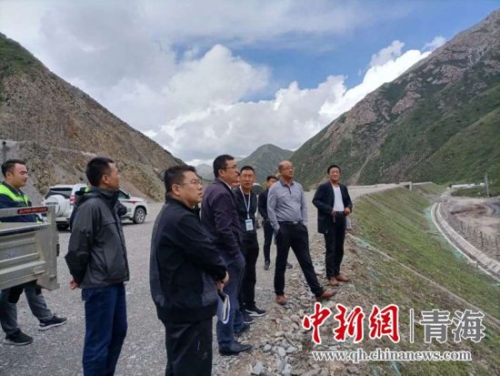 圖為生態(tài)環(huán)保專項(xiàng)督查現(xiàn)場(chǎng)。 孫舒亞攝