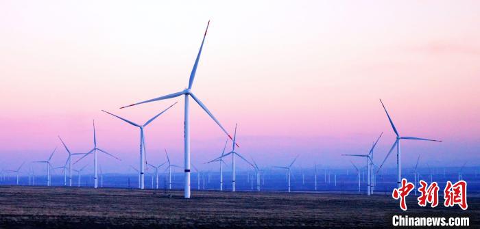 國(guó)網(wǎng)12年暖心相助:點(diǎn)亮黃河源頭萬(wàn)家燈火