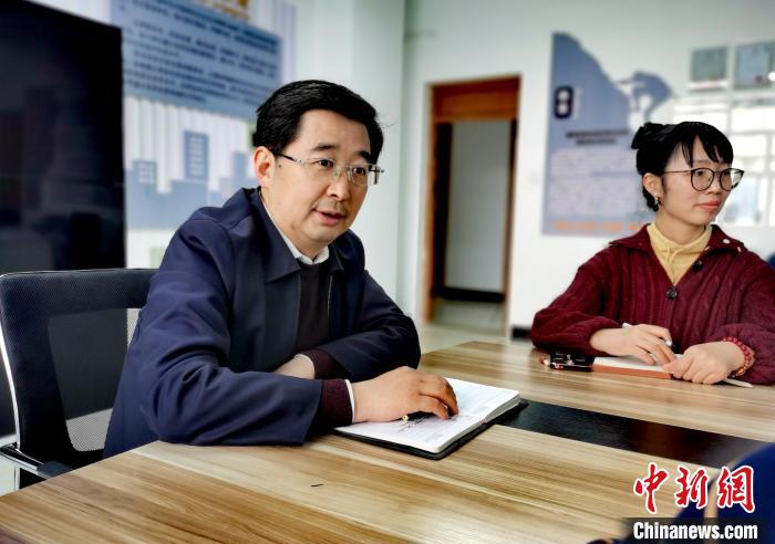 （兩會聲音）全國政協(xié)委員趙海興：師者為師亦為范，建議設(shè)教師理想信念教育基地