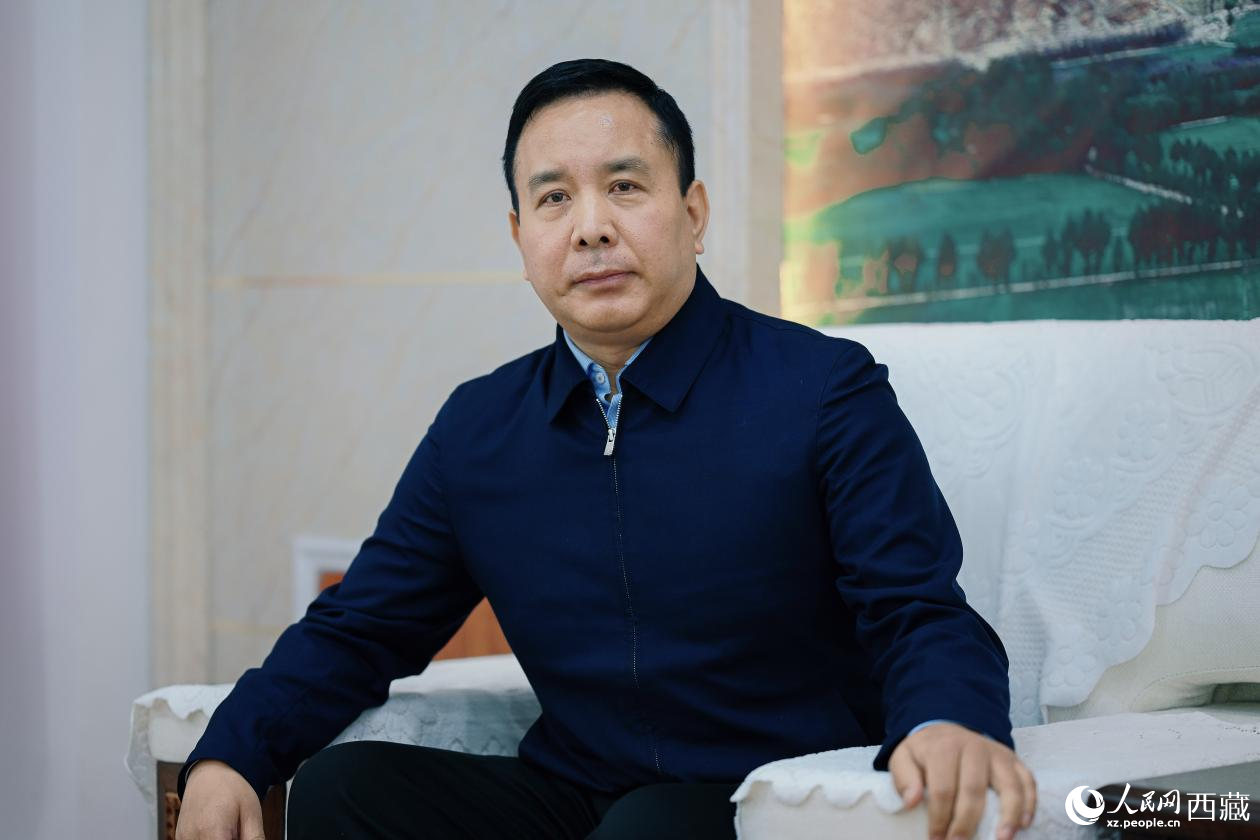山南市委副書記、市長桑珠次仁接受人民網(wǎng)專訪。人民網(wǎng)記者 李海霞攝