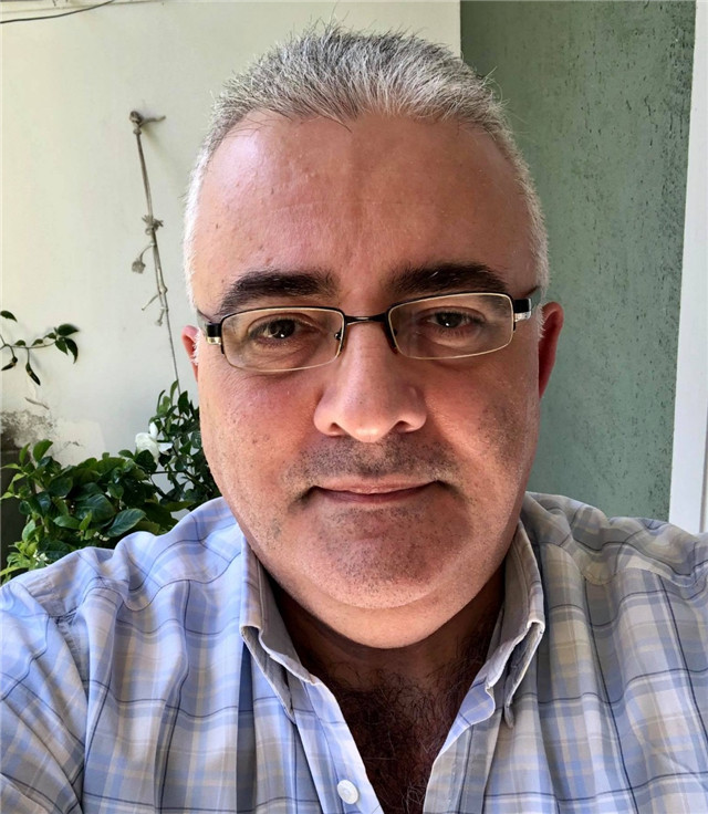 阿亞斯自拍照。受訪者供圖