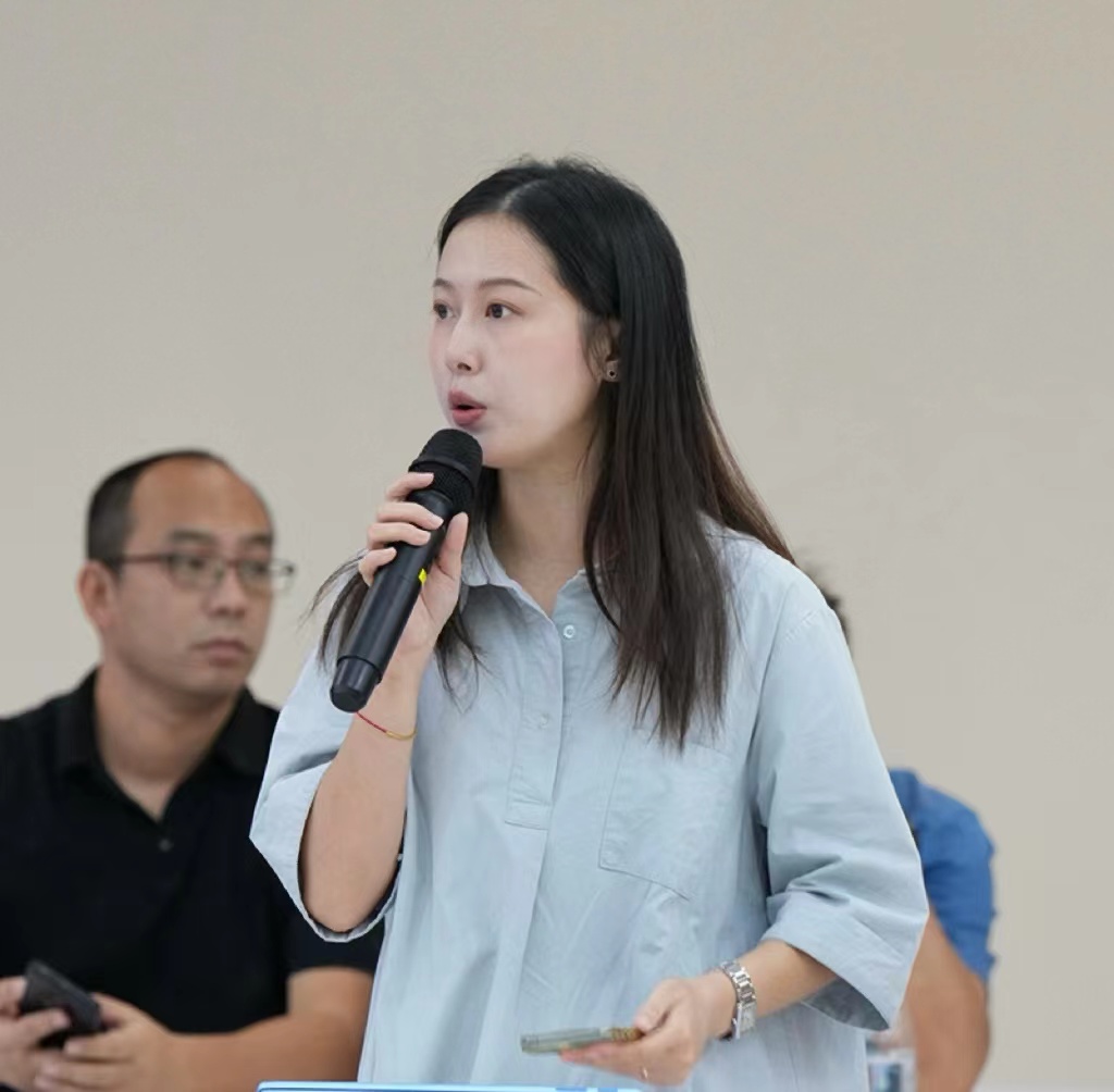 人民網(wǎng)記者提問。水利部供圖