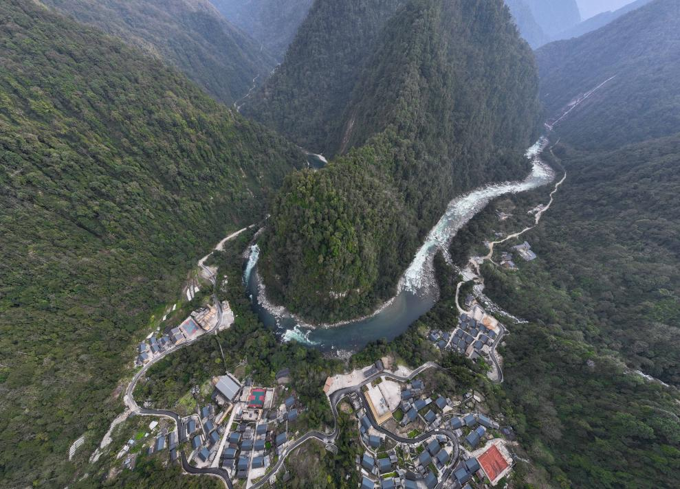 2023年3月10日，獨(dú)龍江航拍。