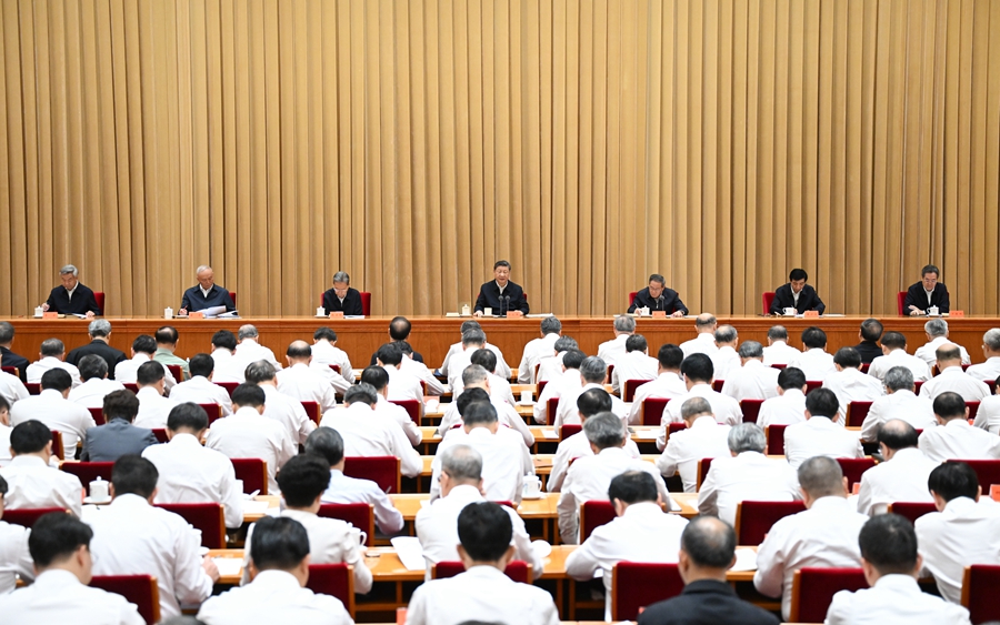 7月14日至15日，中央城市工作會(huì)議在北京舉行。中共中央總書(shū)記、國(guó)家主席、中央軍委主席習(xí)近平出席會(huì)議并發(fā)表重要講話。中共中央政治局常委李強(qiáng)、趙樂(lè)際、王滬寧、蔡奇、丁薛祥、李希出席會(huì)議。