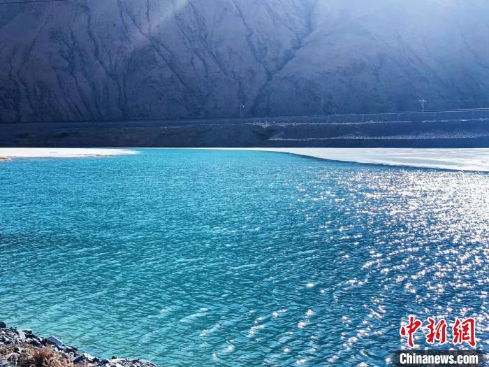 長江源頭河流、湖泊、濕地實(shí)現(xiàn)常態(tài)化巡查巡護(hù)