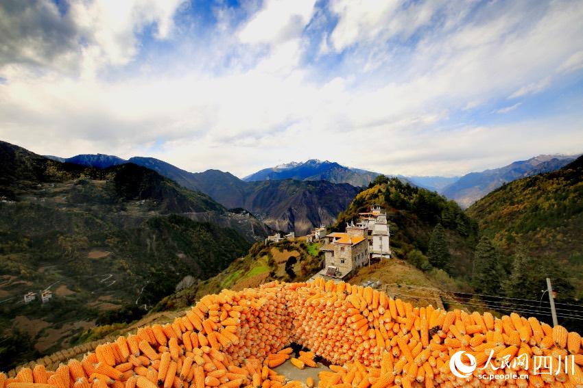 丹巴美景。李永安攝