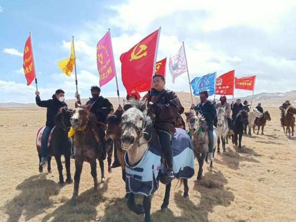 青?，斍撸厚R背宣講隊(duì)助推“1號(hào)”文件入腦走心