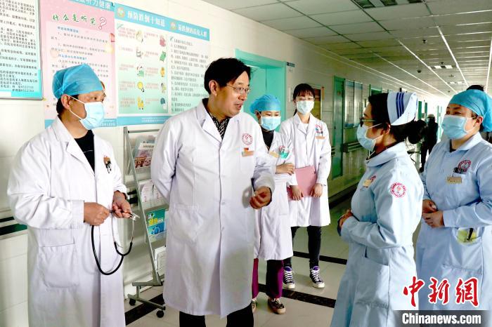 (人民幸福生活)江蘇援青干部:一匹“老馬”的高原跋涉