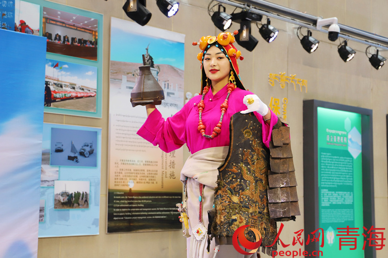 藏品展示。人民網(wǎng) 楊啟紅攝