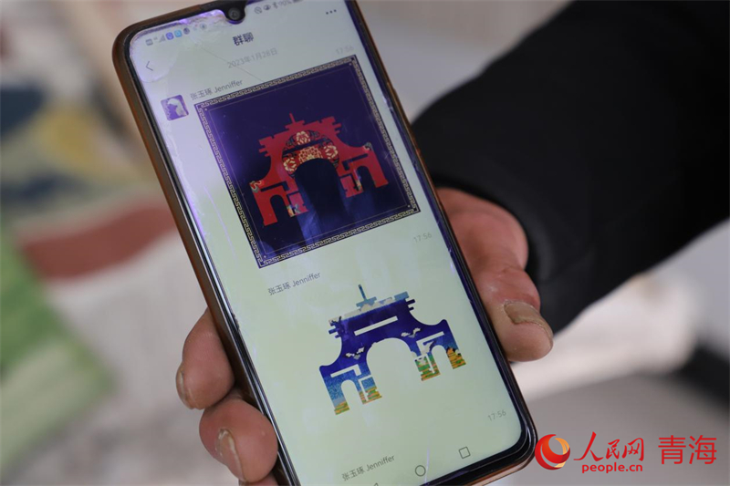 清華大學定制圖案。人民網(wǎng) 況玉攝