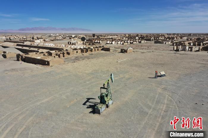 航拍青海省海西蒙古族藏族自治州茫崖市冷湖石油工業(yè)遺址保護(hù)區(qū)?！●R銘言 攝