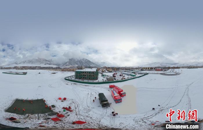 圖為地震實(shí)戰(zhàn)演練現(xiàn)場(chǎng)全景?！∮駱?shù)消防供圖