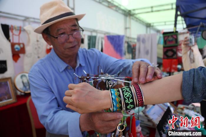 青海格爾木：保護挖掘、活態(tài)傳承45項非遺