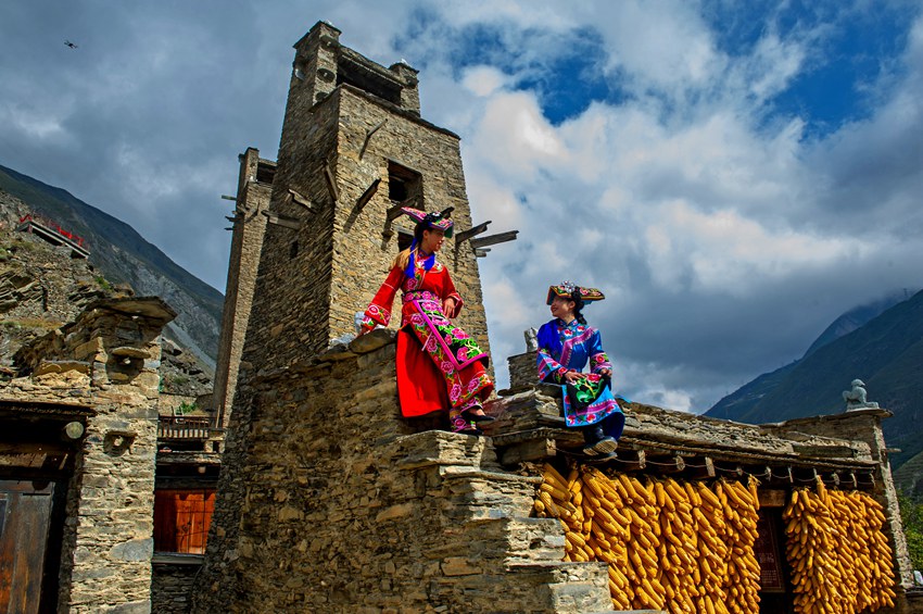 四川省阿壩州理縣桃坪村。四川省文旅廳供圖