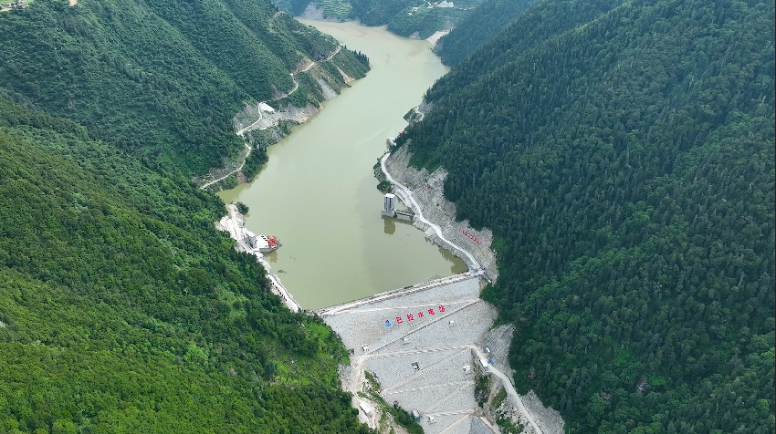 航拍巴拉水電站。四川足木足河流域水電開發(fā)有限公司供圖