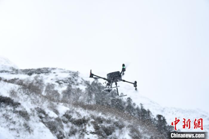 圖為無人機檢跡?！〗有?攝