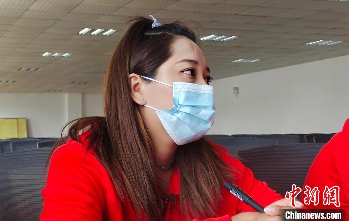 圖為西藏自治區(qū)運(yùn)動(dòng)員聽(tīng)培訓(xùn)講座。　貢桑拉姆 攝