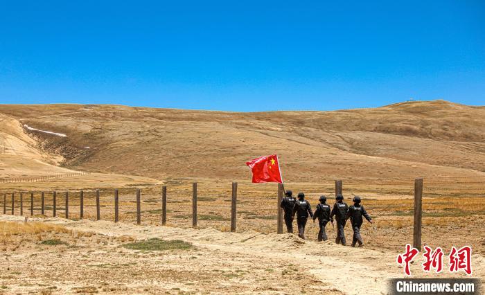 【十年@每一個(gè)奮斗的你】海拔5300米！看西藏亞熱邊境派出所的“追風(fēng)”人