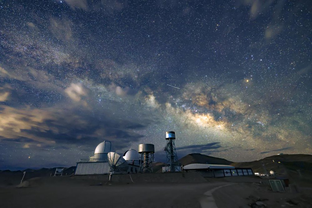 絕美暗夜星空。貢覺群培攝